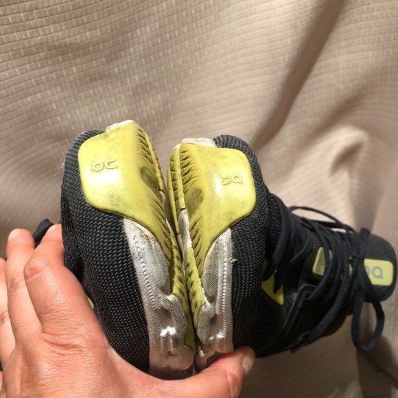 On running cloudswift men charcoal gray and yellow running shoes, 12 - Picture 16 of 16